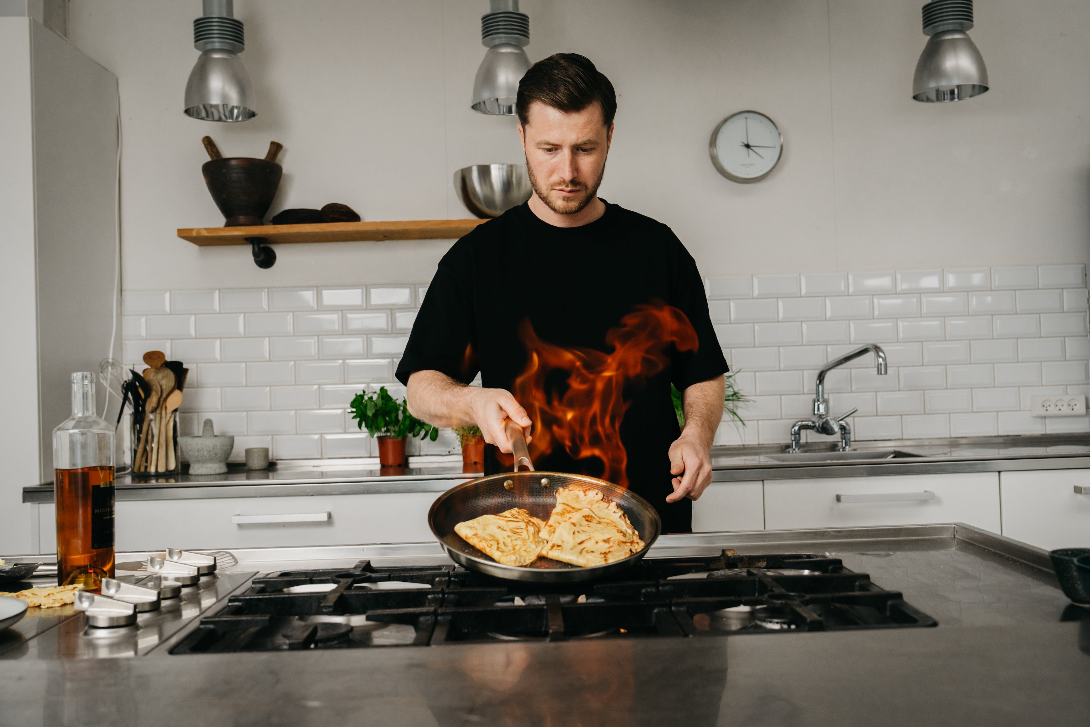 Klassiske pandekager med vanilje, kardemomme og citronskal